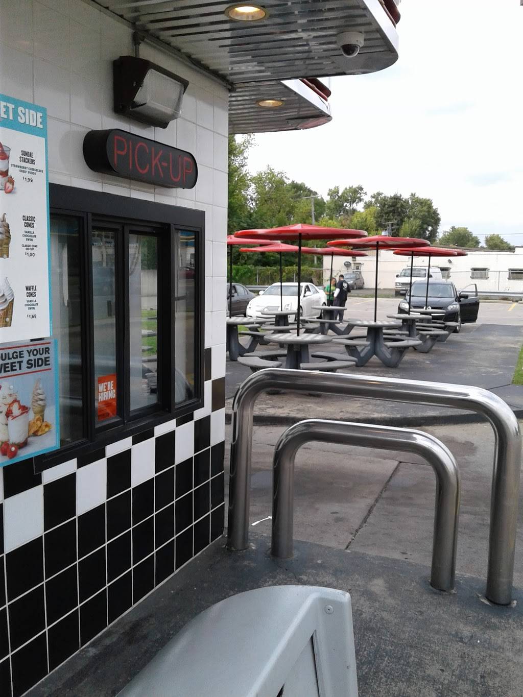 Checkers | restaurant | 11641 Greenfield Rd, Detroit, MI 48227, USA | 3136533103 OR +1 313-653-3103