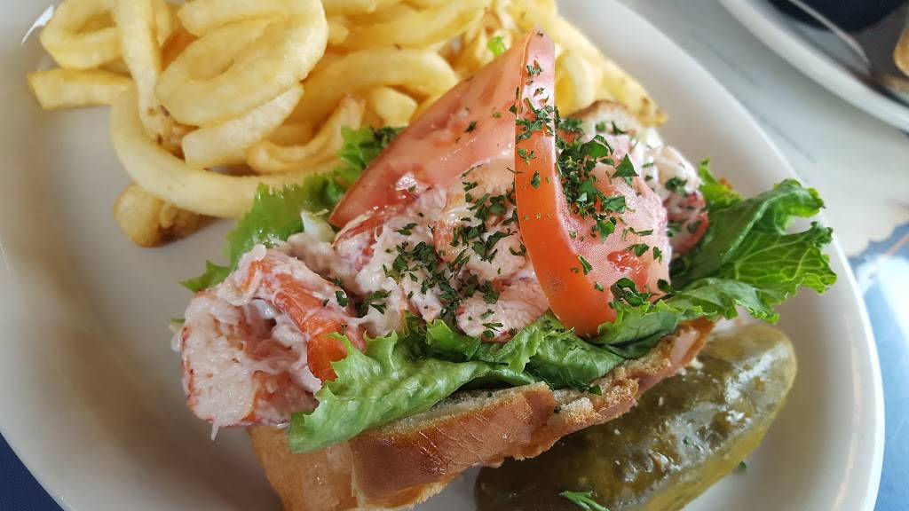 Shanty on the Shore | restaurant | 181 Battery St, Burlington, VT 05401, USA | 8028640238 OR +1 802-864-0238