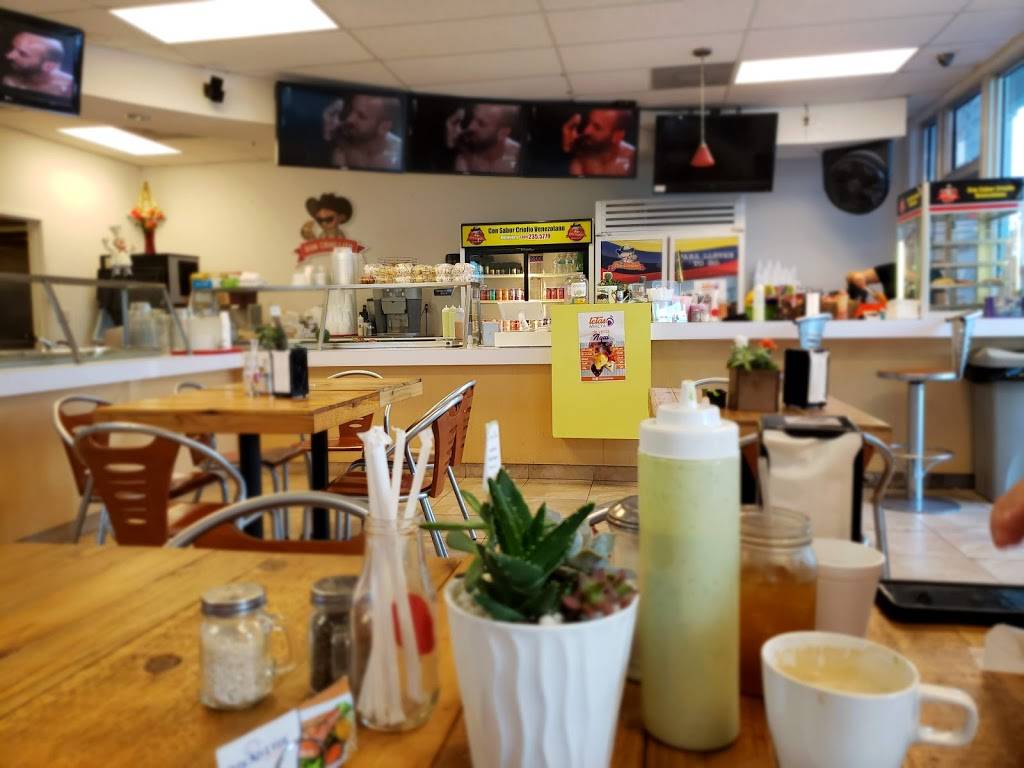 Don Criollito Restaurant | meal delivery | 12039 SW 132nd Ct, Miami, FL 33186, USA | 3052355779 OR +1 305-235-5779