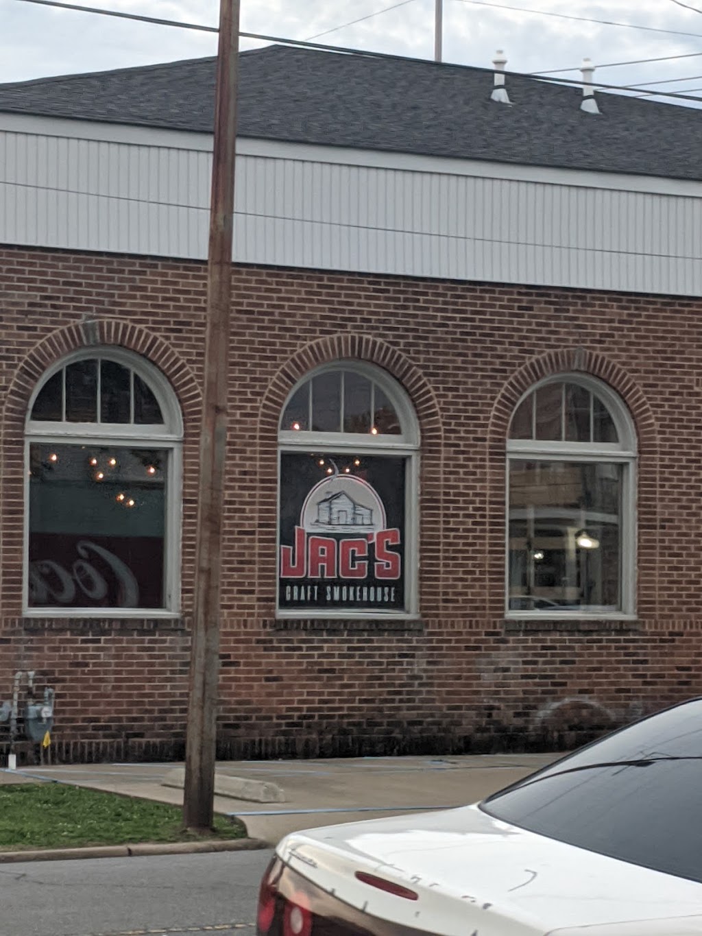 JACs Craft Smokehouse | restaurant | 401 Trenton St, West Monroe, LA 71291, USA | 3188558680 OR +1 318-855-8680