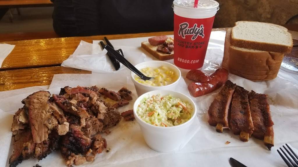 Rudys "Country Store" and Bar-B-Q | restaurant | 2400 N Interstate Hwy 35, Round Rock, TX 78681, USA | 5122442936 OR +1 512-244-2936