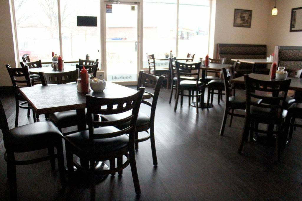 Tonys Family Diner | restaurant | 195 Franklin Blvd, Cambridge, ON N1R 8H3, Canada | 5192677001 OR +1 519-267-7001