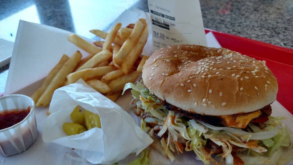 Tams Burgers | restaurant | 11816 Long Beach Blvd, Lynwood, CA 90262, USA | 3106373433 OR +1 310-637-3433