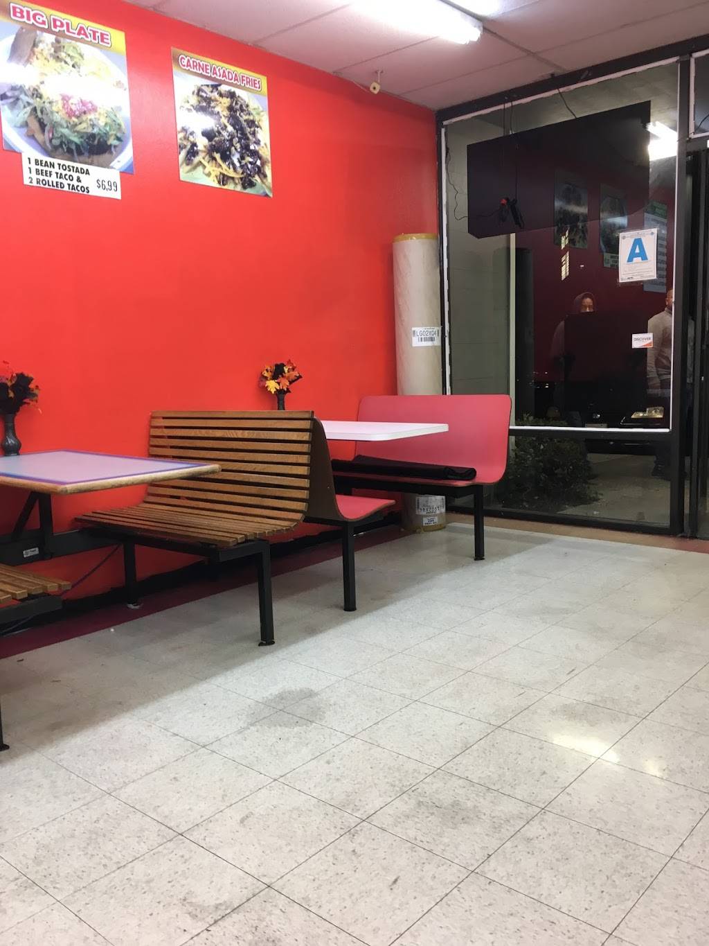 Luzitas Taco Shop | restaurant | 2933 Beyer Blvd, San Diego, CA 92154, USA | 6194240008 OR +1 619-424-0008