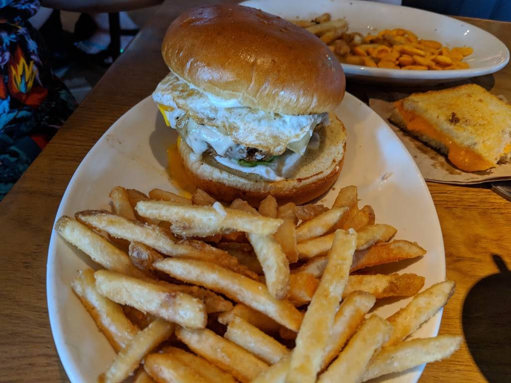 BJs Restaurant & Brewhouse | restaurant | 13003 Campus Pkwy, Noblesville, IN 46060, USA | 3175656500 OR +1 317-565-6500