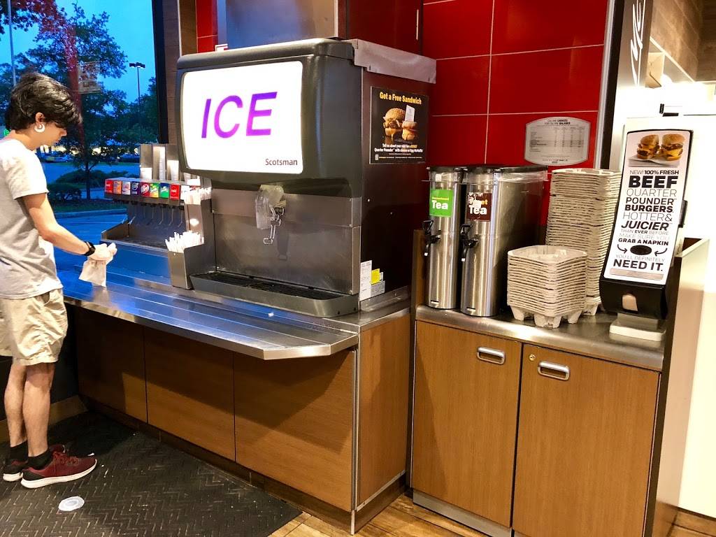 McDonalds | cafe | 11230 Old St Augustine Rd, Jacksonville, FL 32257, USA | 9042924884 OR +1 904-292-4884