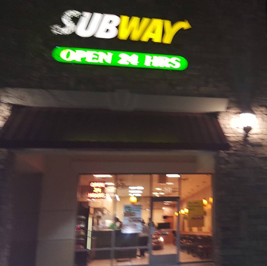 Subway | restaurant | Southern Highlands Shop Ctr, 10550 Southern Highlands Pkwy Ste 100, Las Vegas, NV 89141, USA | 7026172815 OR +1 702-617-2815