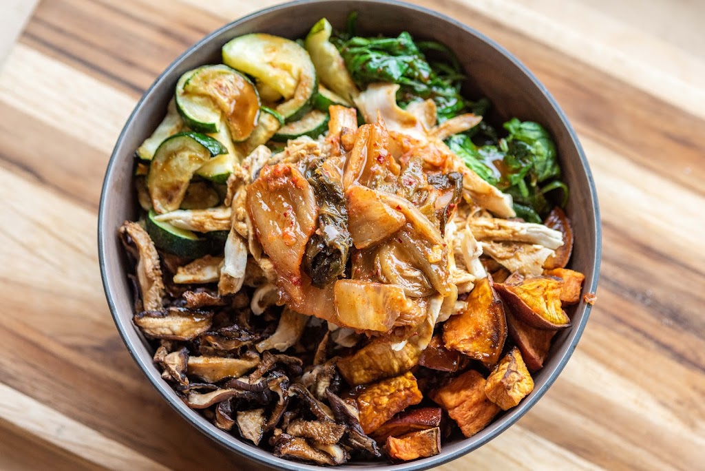 Organic Krush | restaurant | 2050 Bond St suite 140, Charlottesville, VA 22901, USA | 4344656953 OR +1 434-465-6953