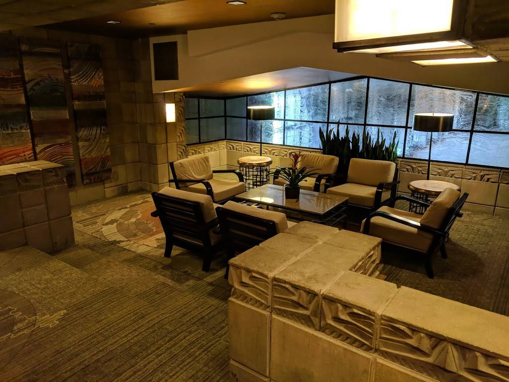 Wright’s at the Biltmore | restaurant | 2400 E Missouri Ave, Phoenix, AZ 85016, USA | 6029556600 OR +1 602-955-6600