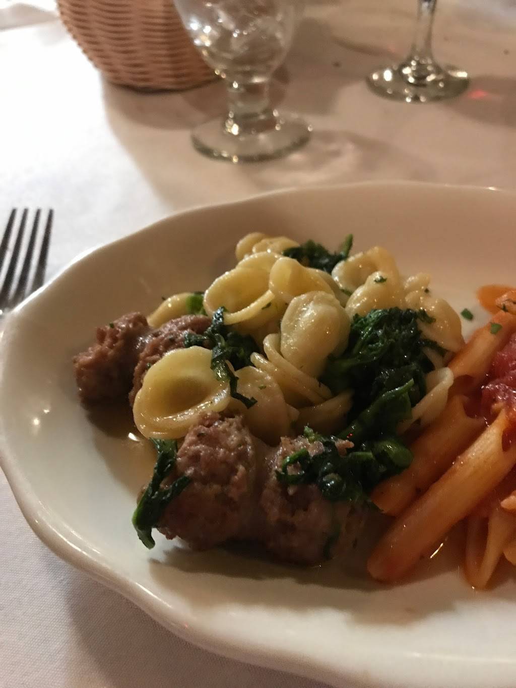 Raos | restaurant | 455 E 114th St, New York, NY 10029, USA | 2127226709 OR +1 212-722-6709