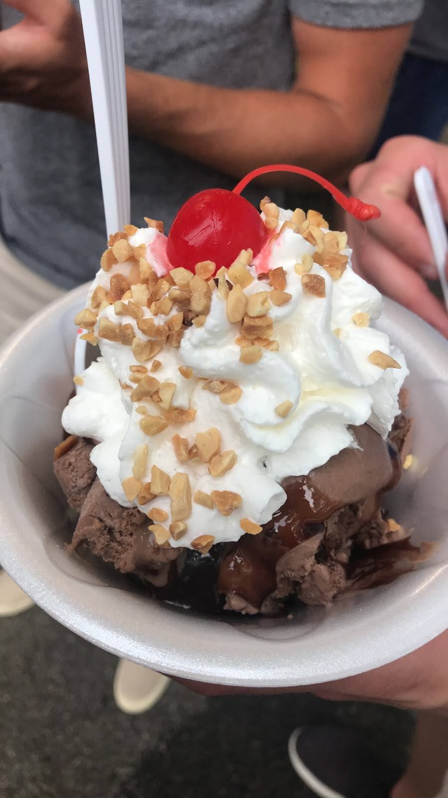 The Widows Walk Ice Creamery and Bicycle Rentals | restaurant | 415 E Riverside Dr, Clarksville, IN 47129, USA | 8127258415 OR +1 812-725-8415