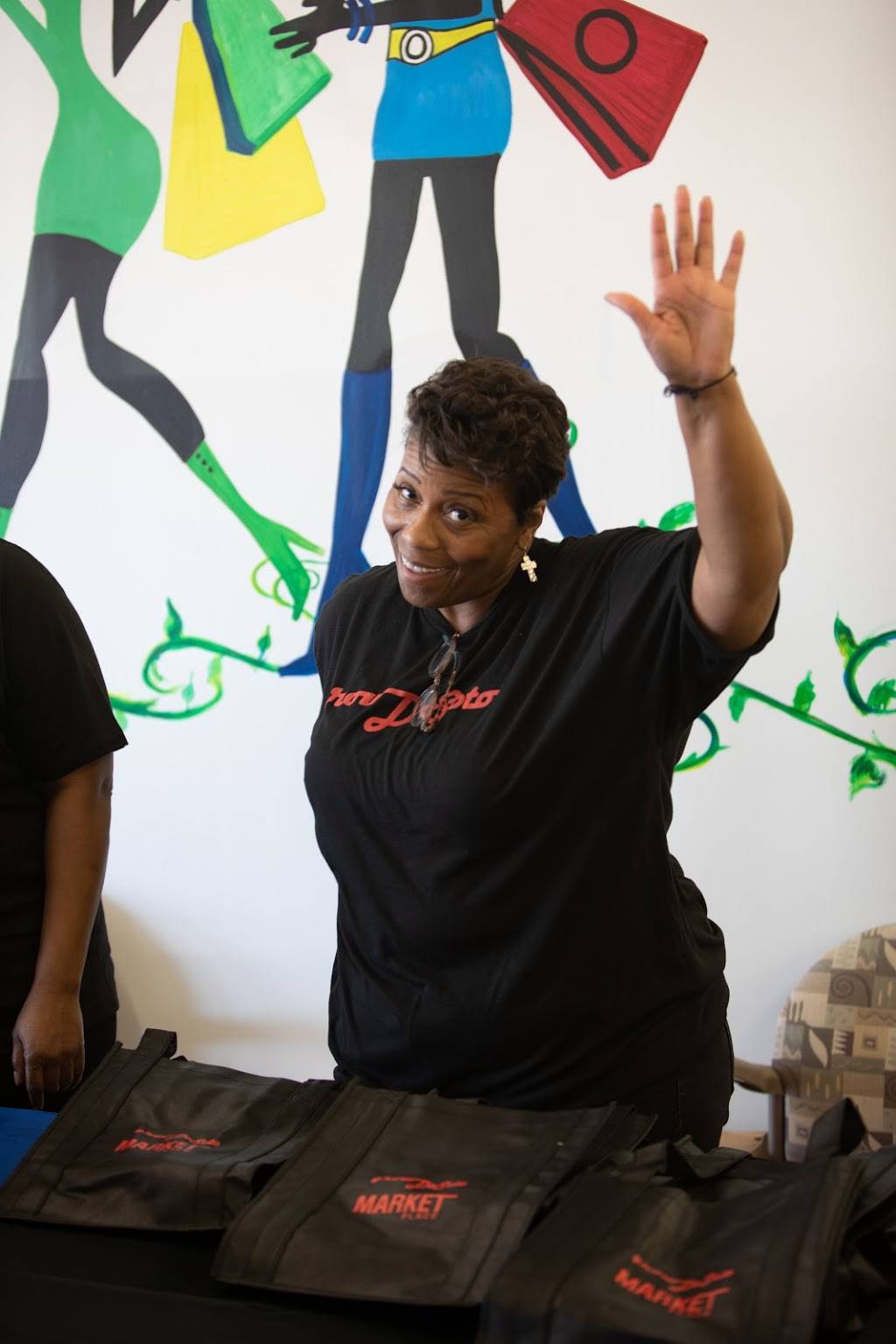 Grow DeSoto Market Place | shopping mall | 324 E Belt Line Rd, DeSoto, TX 75115, USA | 2145461200 OR +1 214-546-1200