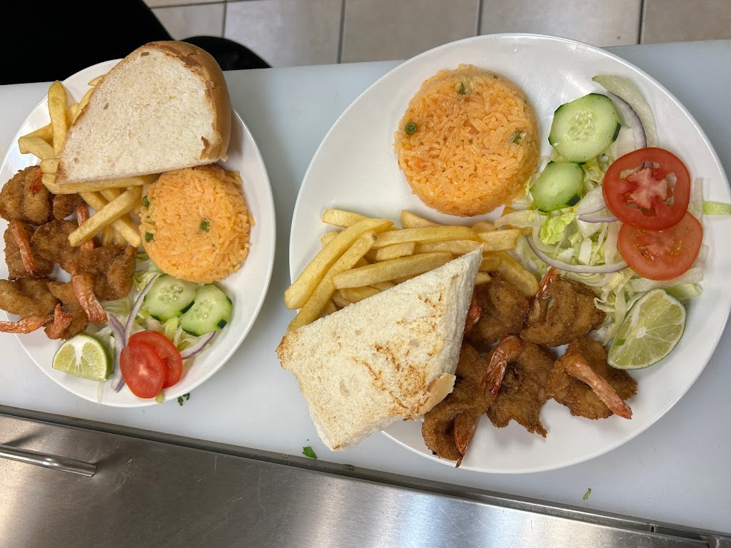 Marisquería y Restaurante Los Moreno | restaurant | 8514 C E King Pkwy, Houston, TX 77044, USA | 8328174699 OR +1 832-817-4699