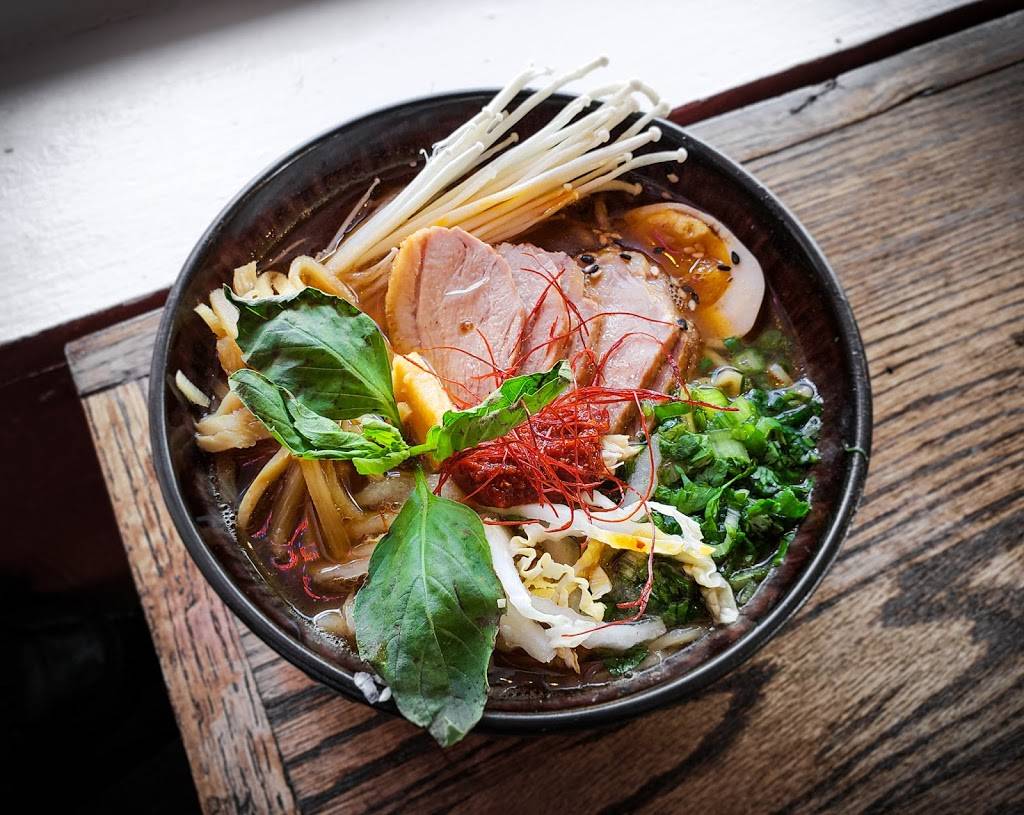 Chikn & Mi | restaurant | 2319 Brownsboro Rd, Louisville, KY 40206, USA | 5028905731 OR +1 502-890-5731