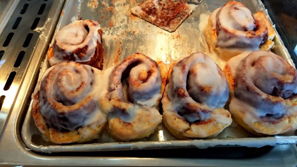 Mrs. Winners Chicken & Biscuits-McDonough | restaurant | 579 Highway 42 South, McDonough, GA 30253, USA | 6788345226 OR +1 678-834-5226