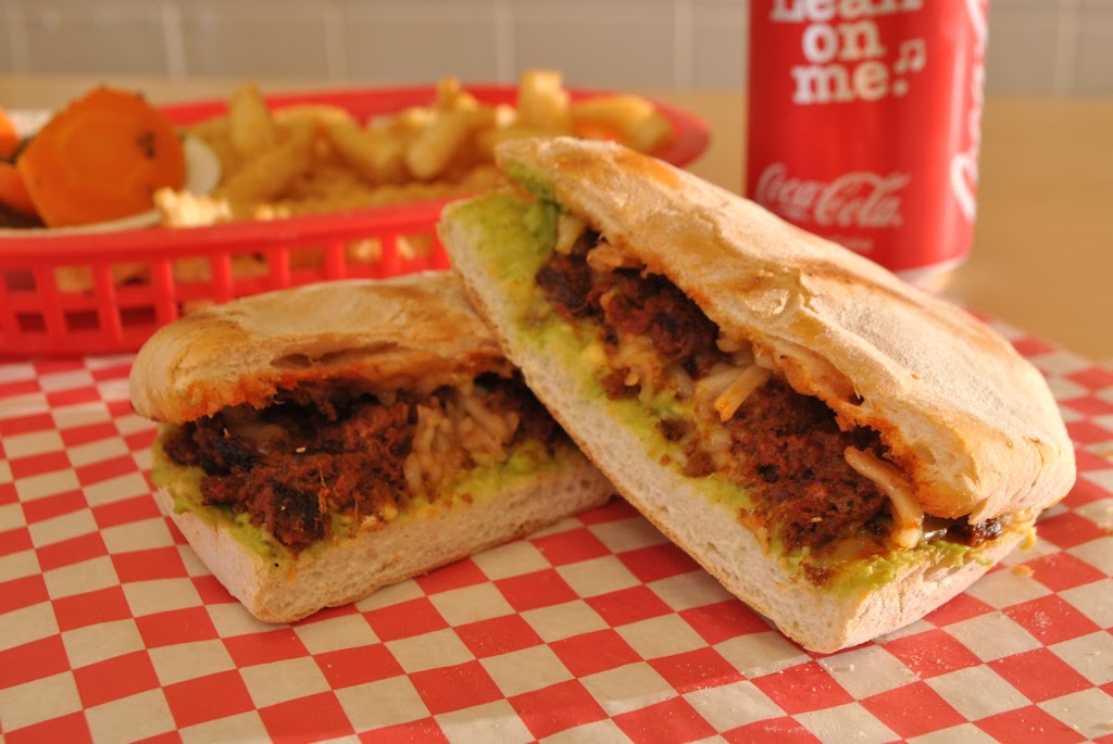 Tortas Nico | restaurant | 7849 N Loop Dr Suite B, El Paso, TX 79915, USA | 9155882394 OR +1 915-588-2394