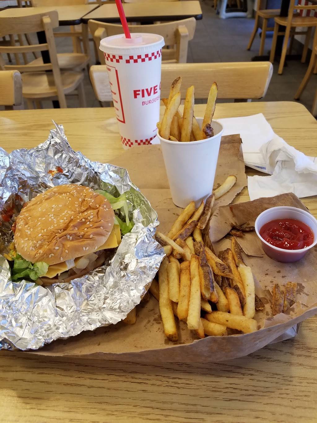 Five Guys | meal takeaway | 2616 N Maize Rd Unit 100, Wichita, KS 67205, USA | 3167225489 OR +1 316-722-5489