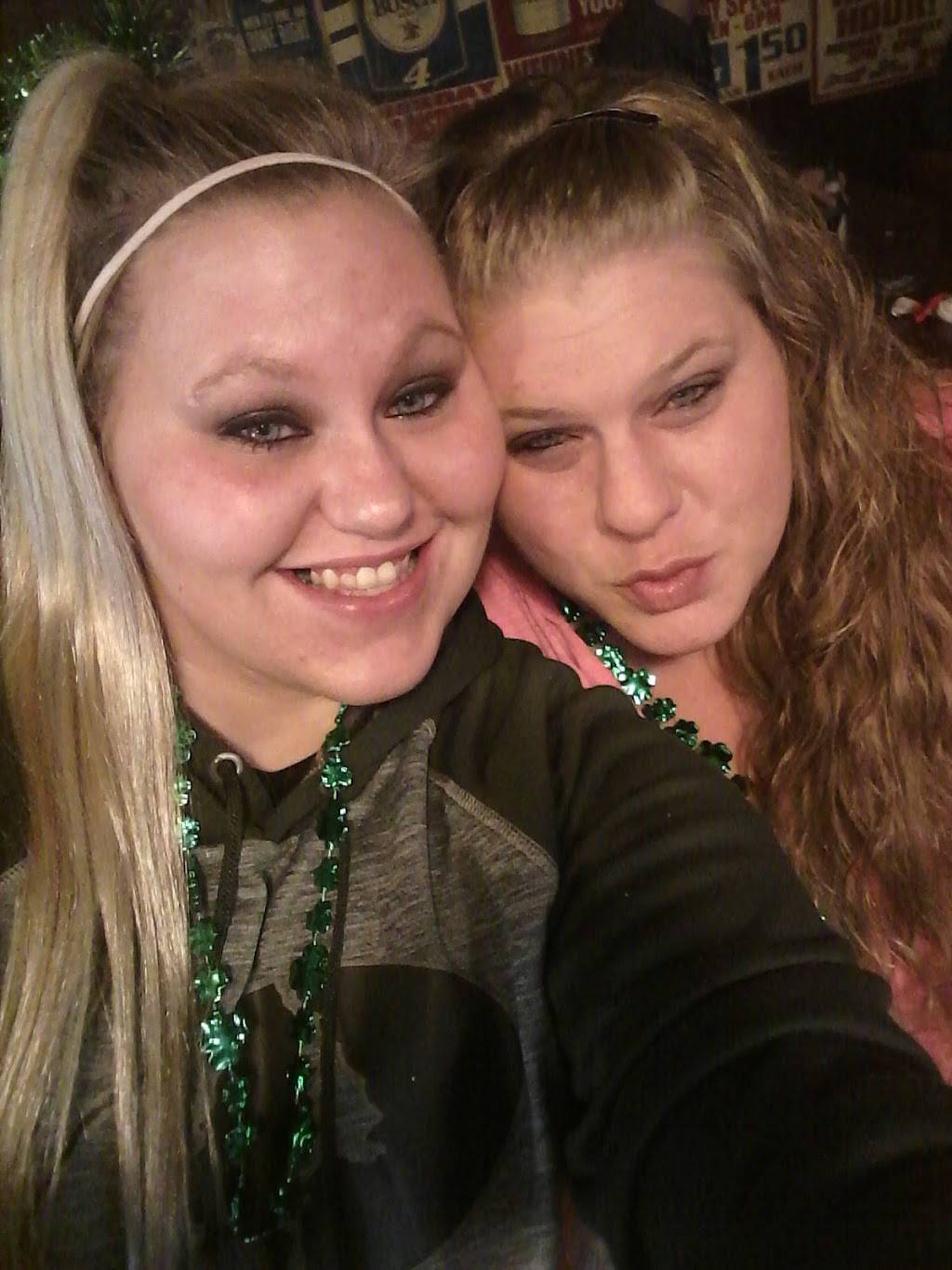 Counts Restaurant | restaurant | 910 Pennsylvania Ave W, Warren, PA 16365, USA | 8147237653 OR +1 814-723-7653