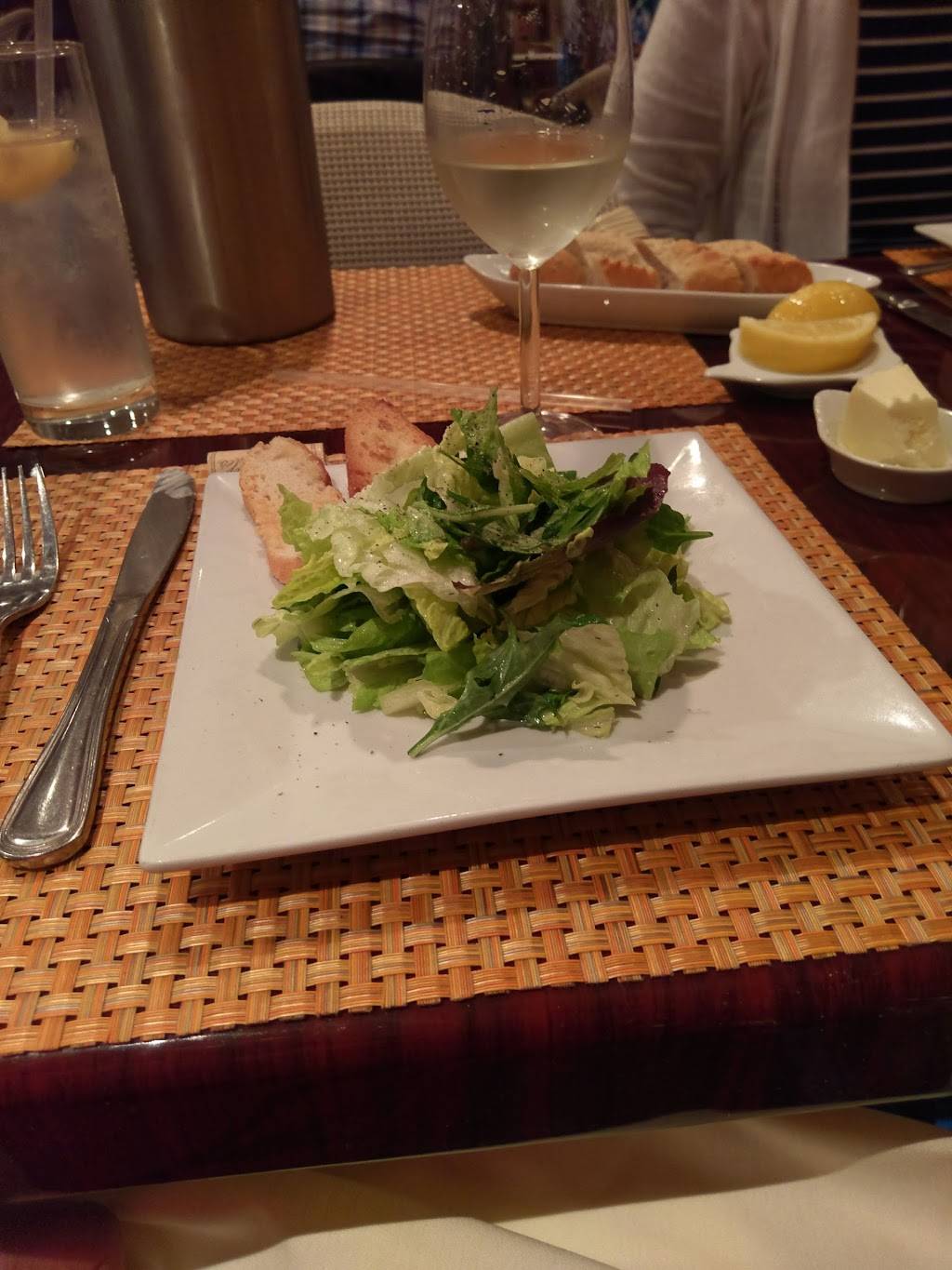 Restaurant Bonjour | restaurant | 2099 Pine Ridge Rd, Naples, FL 34109, USA | 2395662275 OR +1 239-566-2275