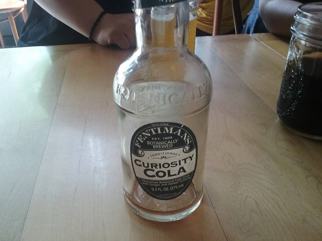 The Owls Head | restaurant | 479 74th St, Brooklyn, NY 11209, USA | 7186802436 OR +1 718-680-2436