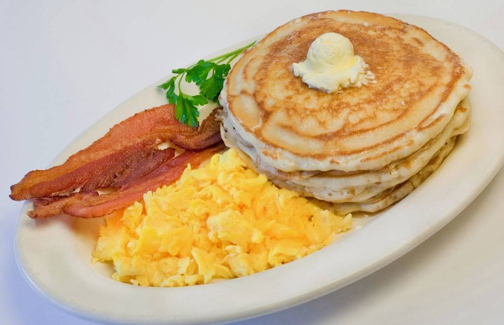 Normas Family Restaurant | restaurant | 32 John St, Salinas, CA 93901, USA | 8317574030 OR +1 831-757-4030