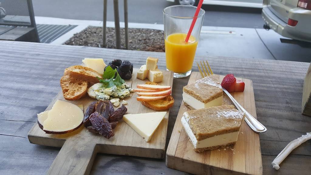 Magpie Café | restaurant | 1601 16th St, Sacramento, CA 95814, USA | 9164527594 OR +1 916-452-7594