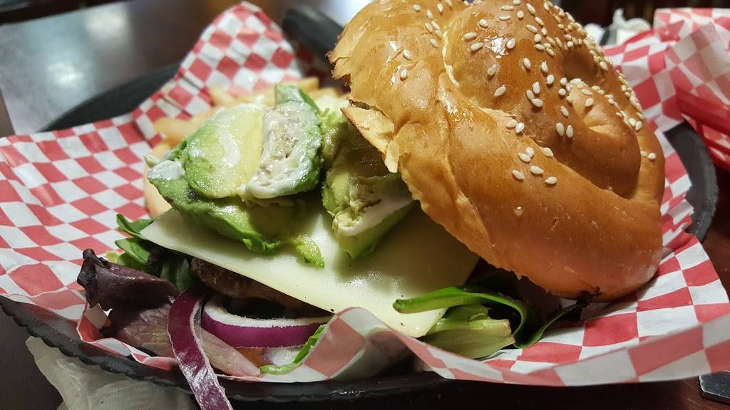 Bun n Barrel | restaurant | 1150 Austin Hwy, San Antonio, TX 78209, USA | 2108282829 OR +1 210-828-2829