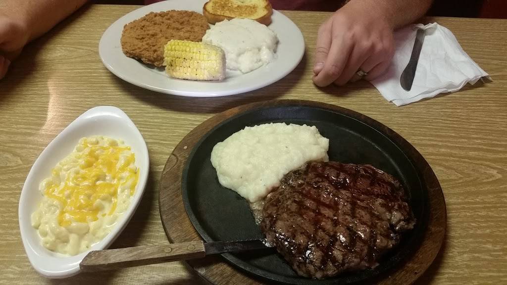 Horseshoe Grill | restaurant | 303 W Trimble Ave, Berryville, AR 72616, USA | 8709296161 OR +1 870-929-6161