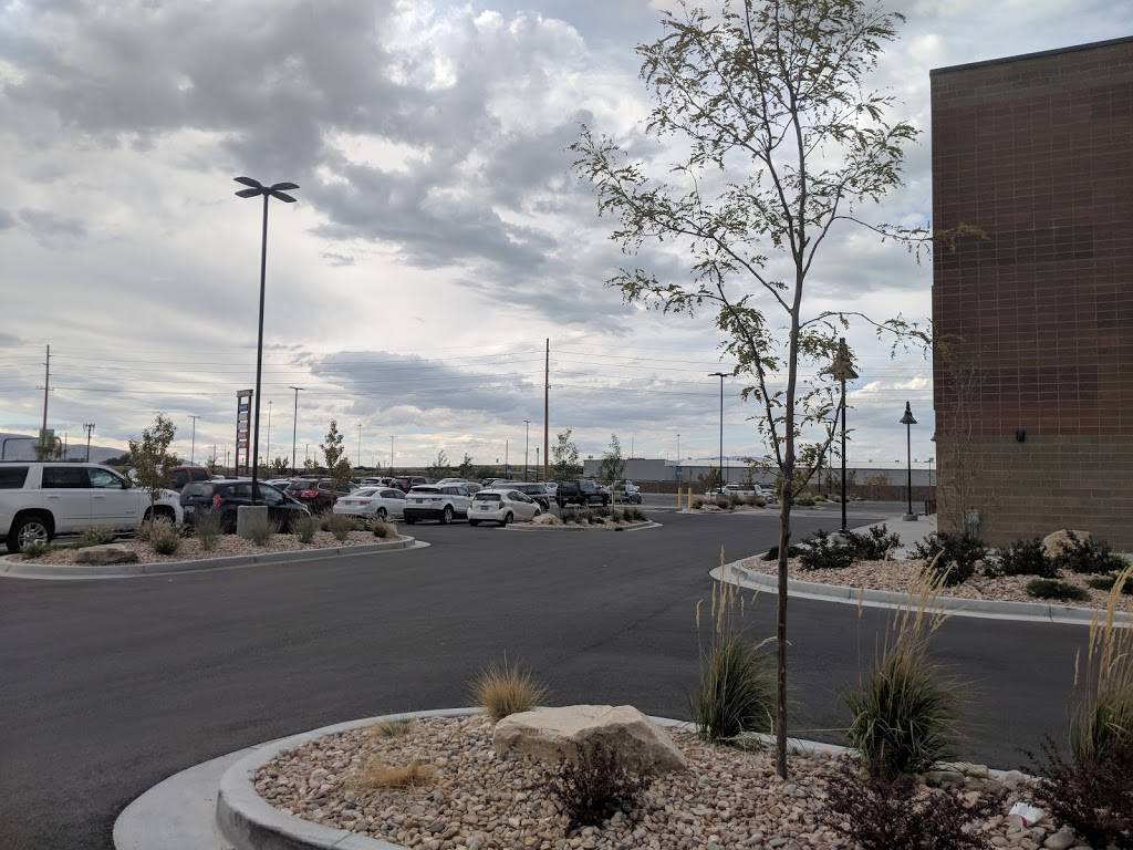 Cinemark Spanish Fork and XD | meal takeaway | 595 East Commerce Way, Spanish Fork, UT 84660, USA | 8017986977 OR +1 801-798-6977