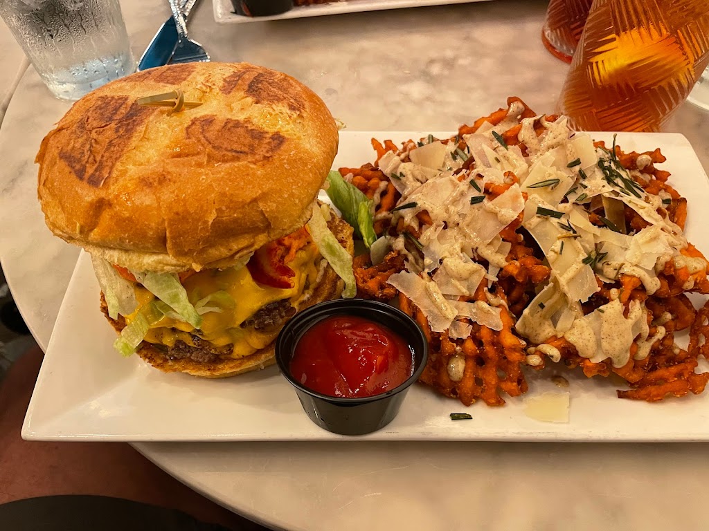 Pearl & Horn | restaurant | 1504 W Intendencia St, Pensacola, FL 32502, USA | 8503325108 OR +1 850-332-5108