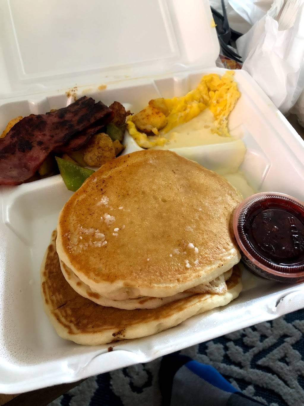 Tribe Cafe | meal takeaway | 2310 N Broad St, Philadelphia, PA 19132, USA | 2153092346 OR +1 215-309-2346