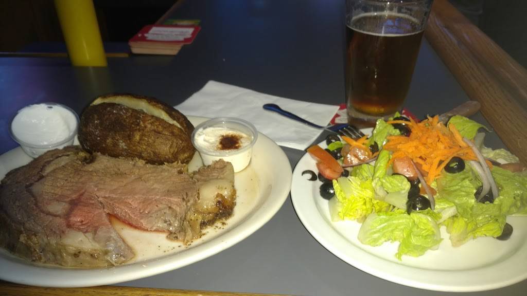 Petes 881 Club | restaurant | 721 Lincoln Ave, San Rafael, CA 94901, USA | 4154535888 OR +1 415-453-5888