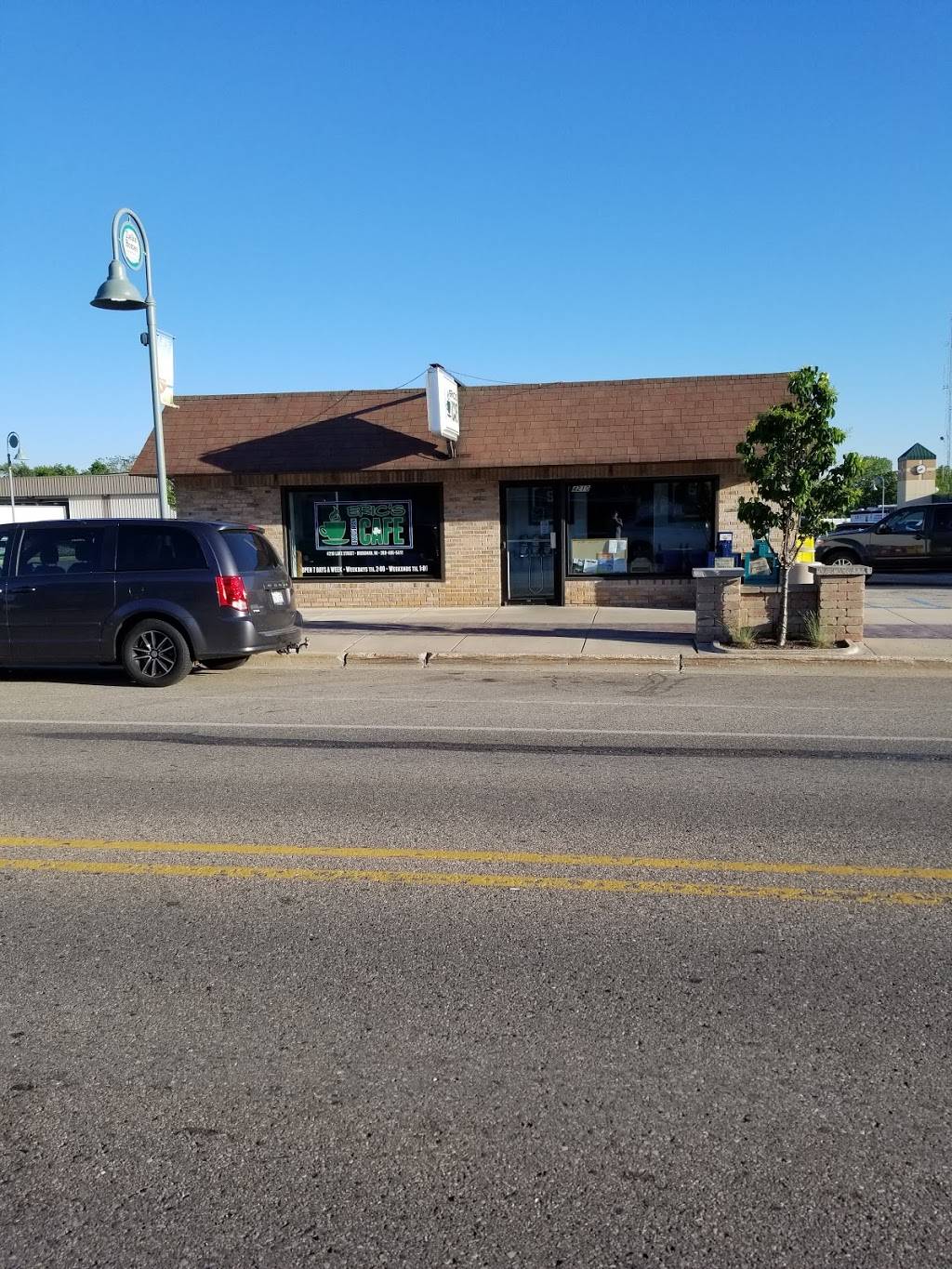 Erics Bridgman Cafe | restaurant | 4210 Lake St, Bridgman, MI 49106, USA | 2694655411 OR +1 269-465-5411