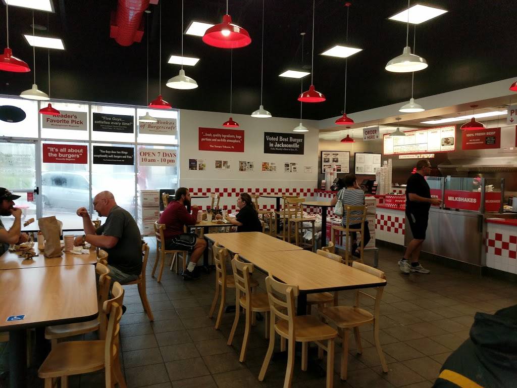 Five Guys | meal takeaway | 9630 Applecross Rd, Jacksonville, FL 32222, USA | 9045730900 OR +1 904-573-0900