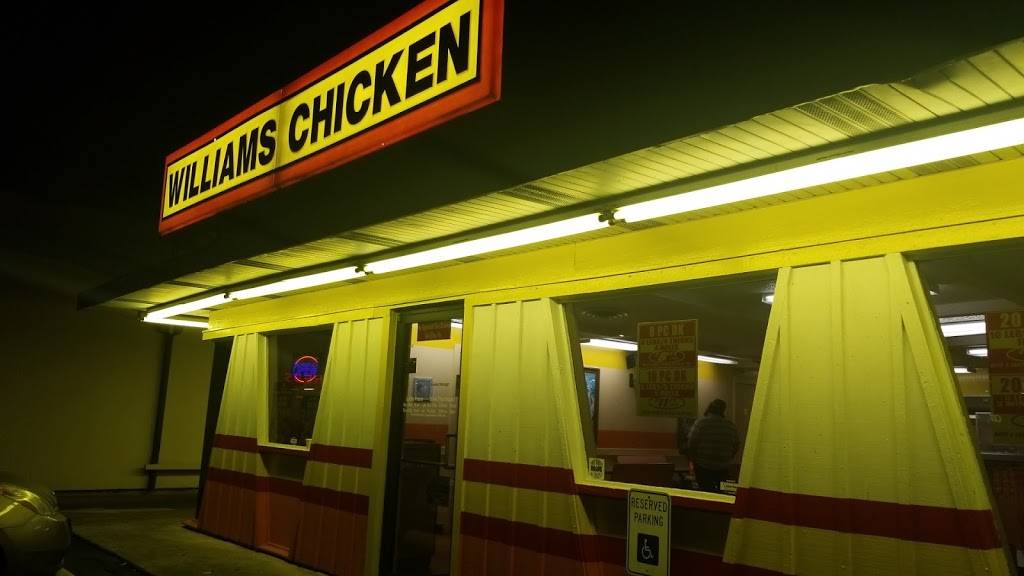 Williams Fried Chicken | restaurant | 820 Brentwood Stair Rd, Fort Worth, TX 76112, USA | 8174298009 OR +1 817-429-8009