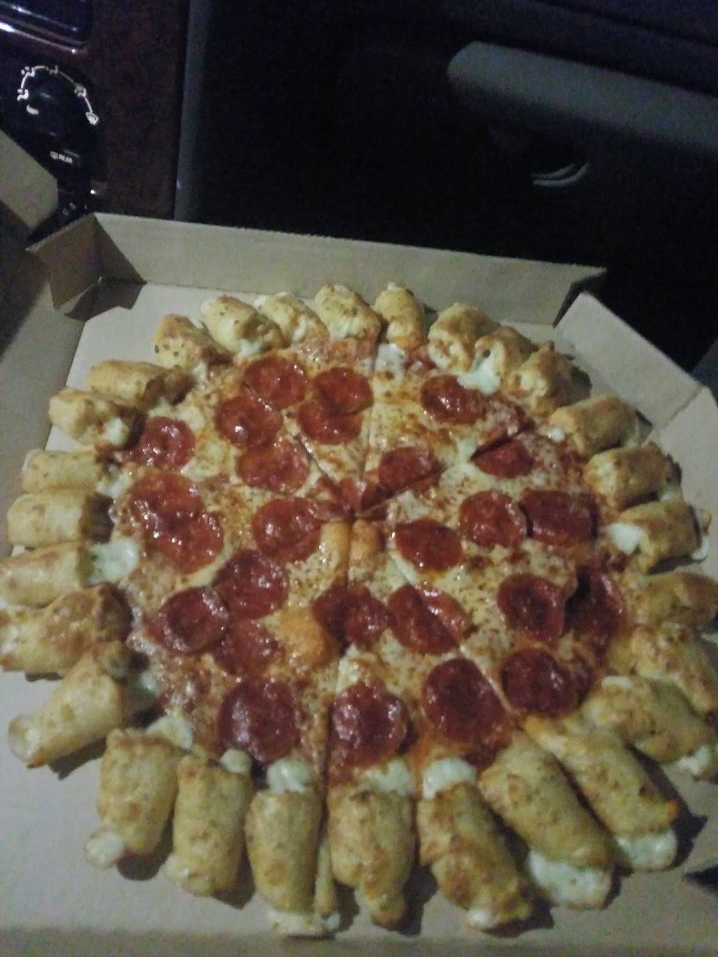 Pizza Hut | meal takeaway | 39 State St, Lynn, MA 01901, USA | 7815920066 OR +1 781-592-0066