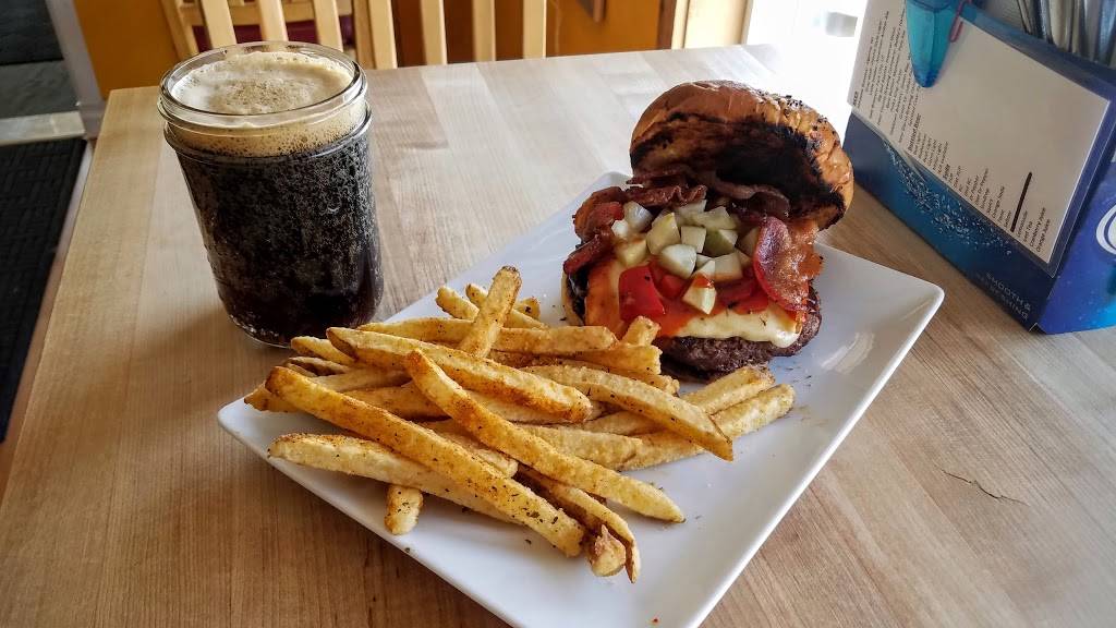 Skaliwag’s Burger Company | restaurant | 604 4th St, Algoma, WI 54201, USA | 9204878700 OR +1 920-487-8700