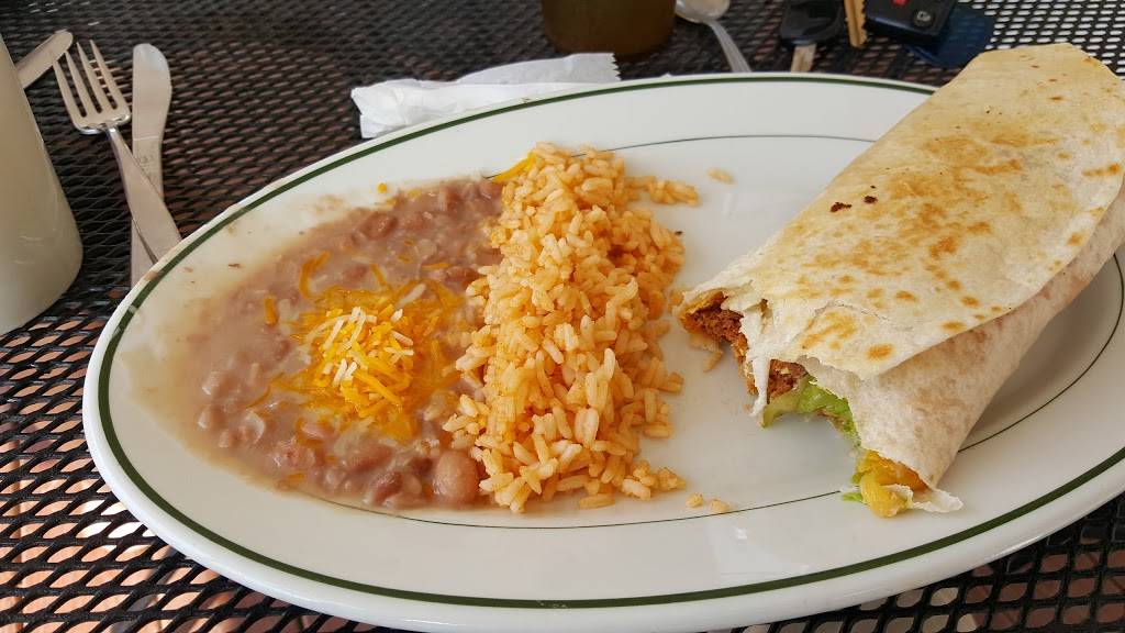 Rio Vista Grill | restaurant | 501 Front St, Henry, IL 61537, USA | 3093565252 OR +1 309-356-5252