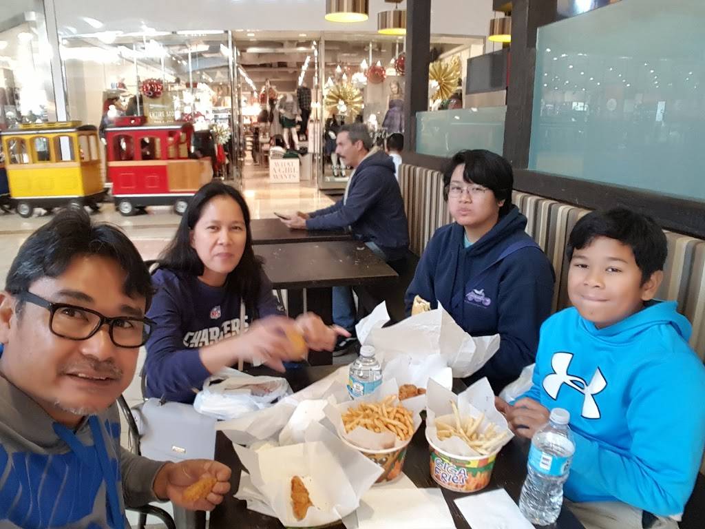 Potato Corner | restaurant | 272 E Via Rancho Pkwy, Escondido, CA 92025, USA | 7604890631 OR +1 760-489-0631