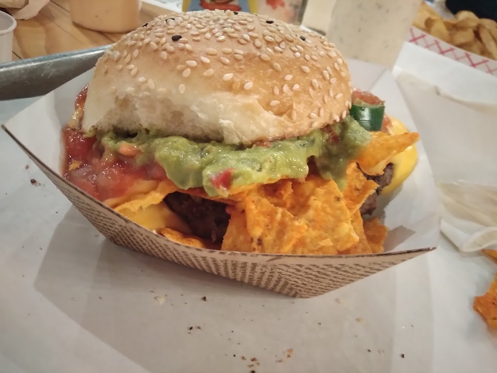 OMG! Burgers & Brew | restaurant | 201 E Main St, Hermiston, OR 97838, USA | 5413714114 OR +1 541-371-4114