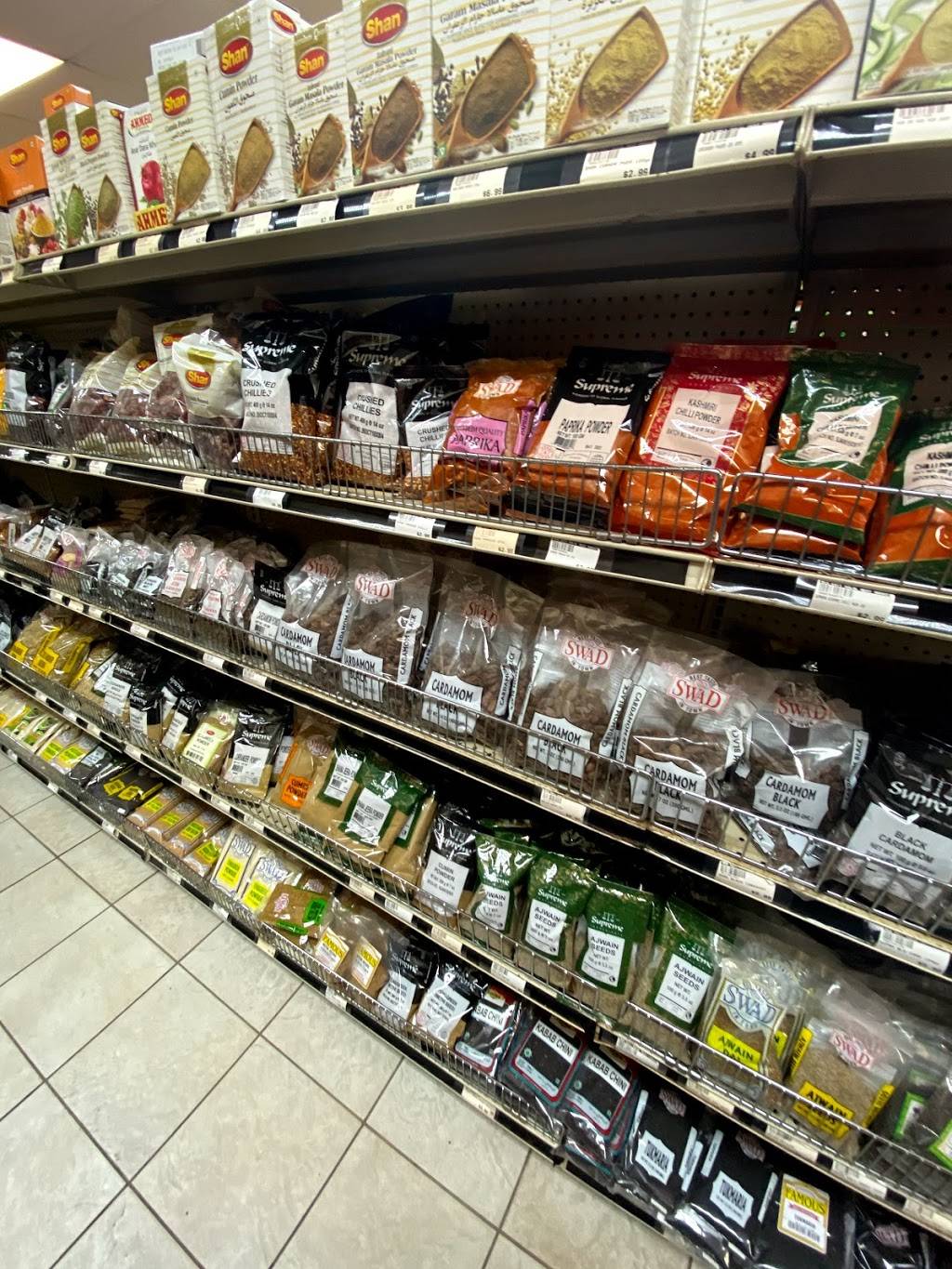 KATY HALAL MEAT & GROCRIES /AL HAMRAH GRILL AND KITCHEN | restaurant | 2002 N Fry Rd #106, Houston, TX 77084, USA | 2815786565 OR +1 281-578-6565