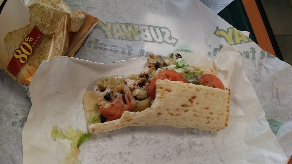 Subway | meal takeaway | 4938 S Staples St, Corpus Christi, TX 78411, USA | 3613341799 OR +1 361-334-1799