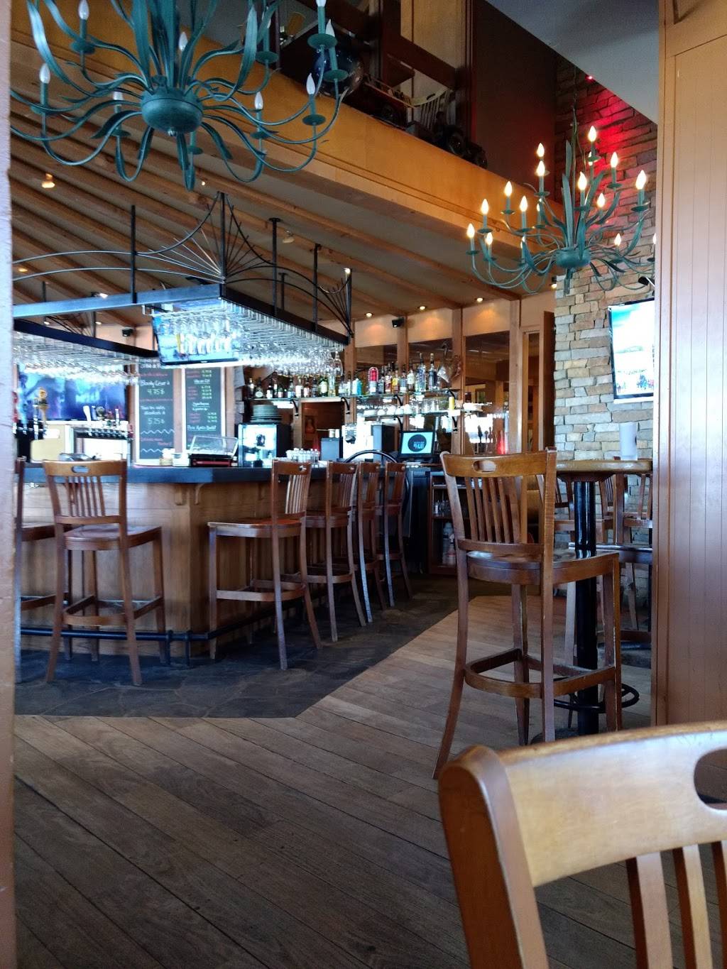 Rôtisserie St-Hubert | restaurant | 725 Chemin Jean-Adam, Piedmont, QC J0R 1R3, Canada | 4502274663 OR +1 450-227-4663