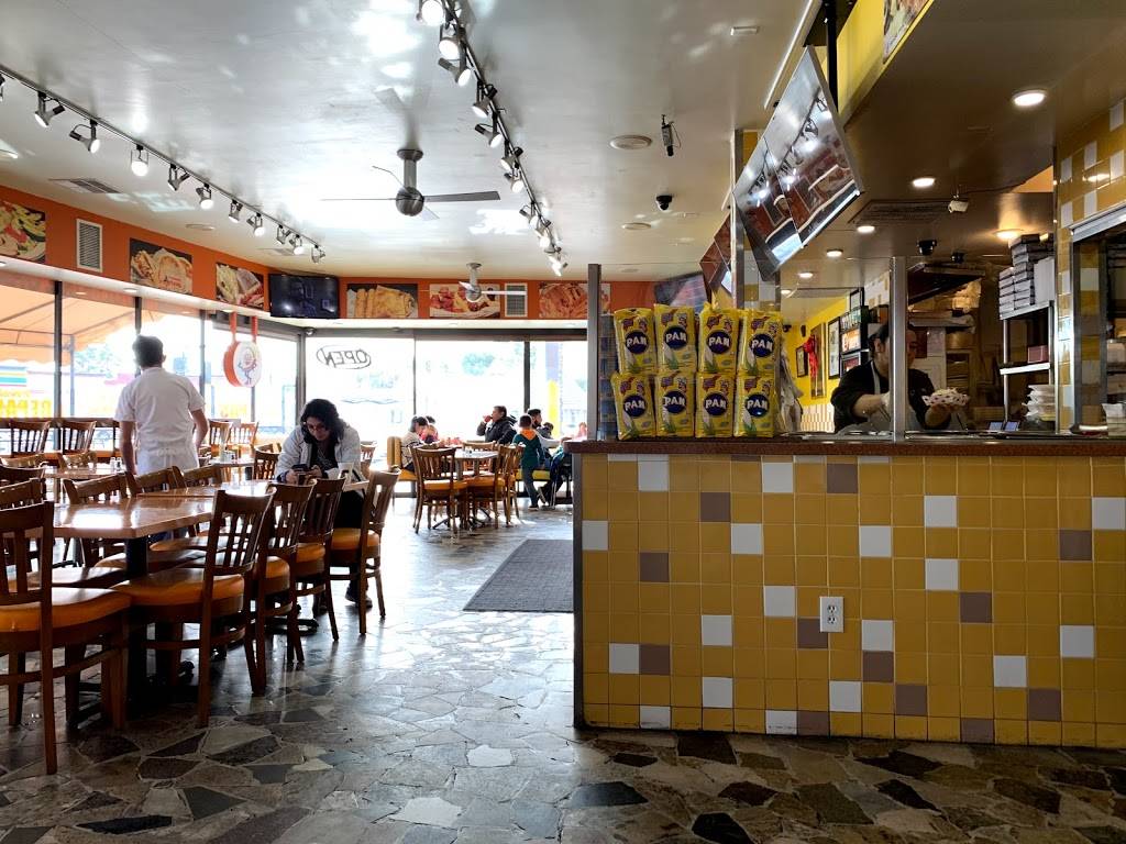 Viva Las Arepas | restaurant | 1616 S Las Vegas Blvd #120, Las Vegas, NV 89104, USA | 7023669696 OR +1 702-366-9696