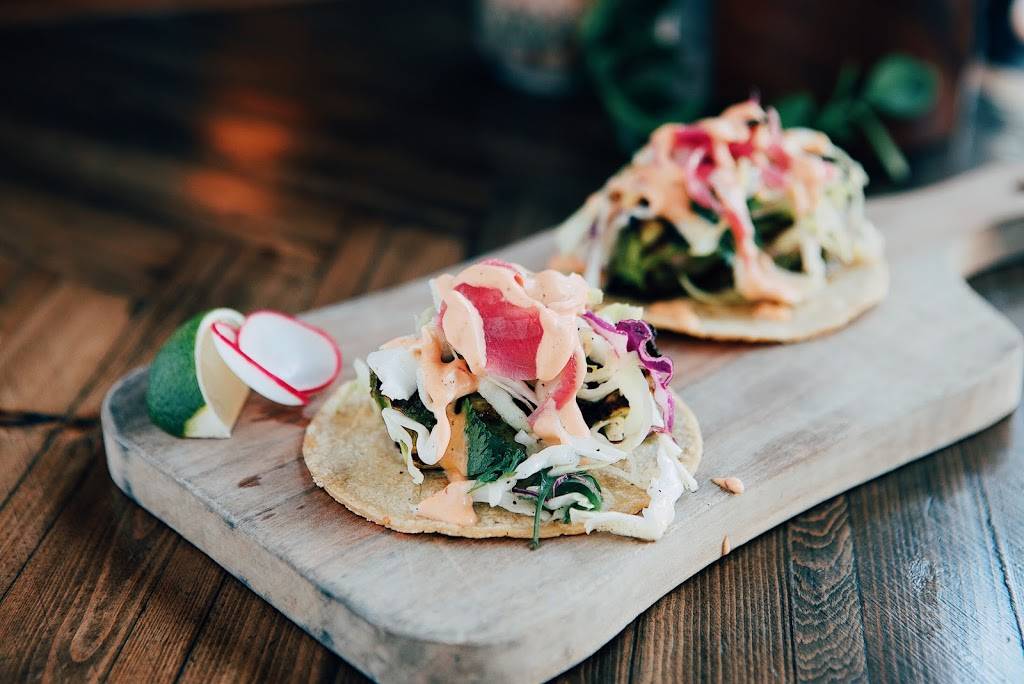 Azulé Taqueria | restaurant | 1315 3rd Street Promenade, Santa Monica, CA 90401, USA | 4243175429 OR +1 424-317-5429