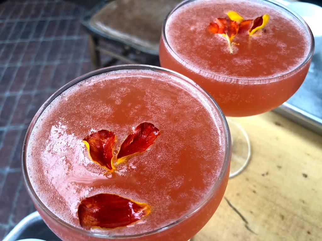 Wallflower | restaurant | 609 Rose Ave, Venice, CA 90291, USA | 4247448136 OR +1 424-744-8136