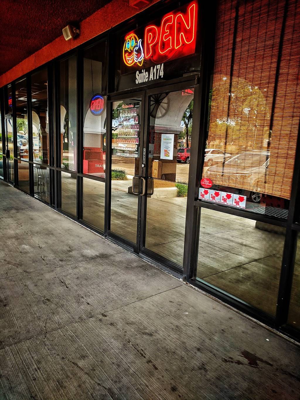 Brickhouse Burgers and Shakes | restaurant | 9090 Skillman St #174a, Dallas, TX 75243, USA | 2142210380 OR +1 214-221-0380