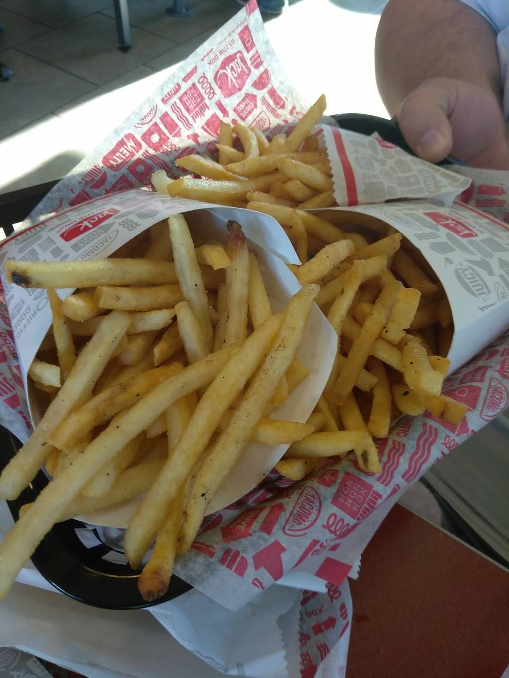 Jack in the Box | restaurant | 3330 Nameoki Rd, Granite City, IL 62040, USA | 6188778884 OR +1 618-877-8884