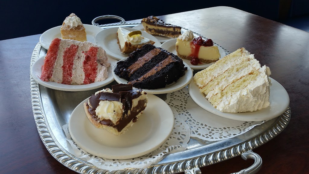 Pier 77 Seafood Restaurant | restaurant | 3016 Thomas Dr, Panama City, FL 32408, USA | 8502353080 OR +1 850-235-3080