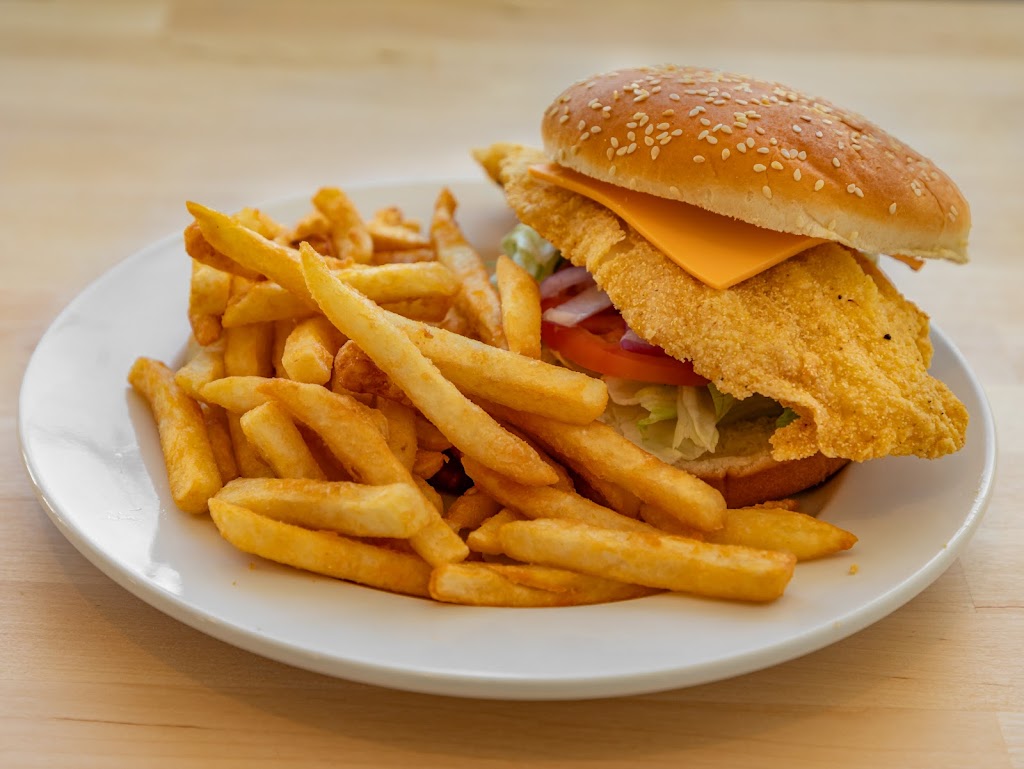 Fish & Chicken Boss | restaurant | 1926 Brownsville Rd, Pittsburgh, PA 15210, USA | 4122077083 OR +1 412-207-7083